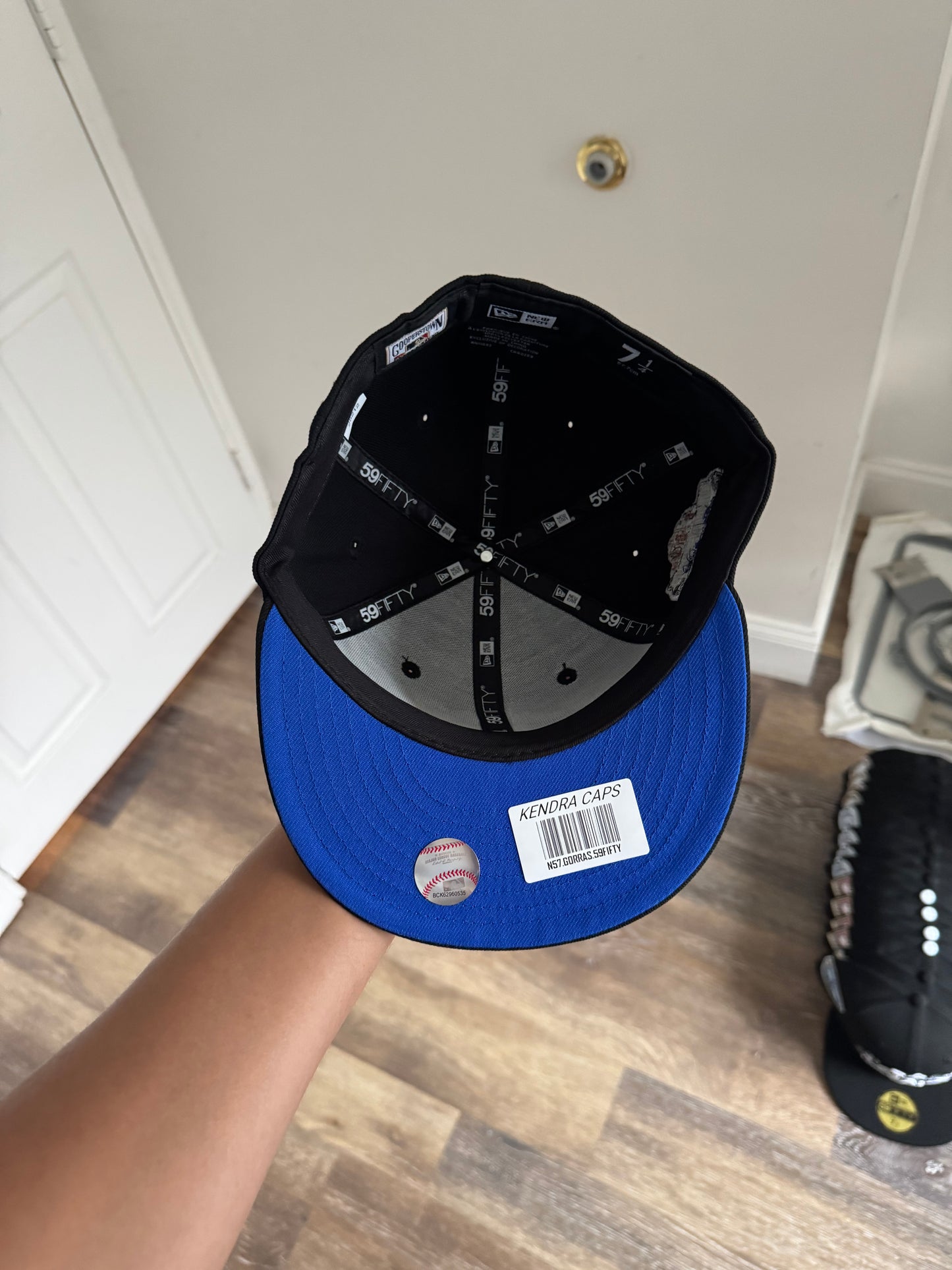 LA Dodgers 7 y 7 1/4 🔥1350$🔥