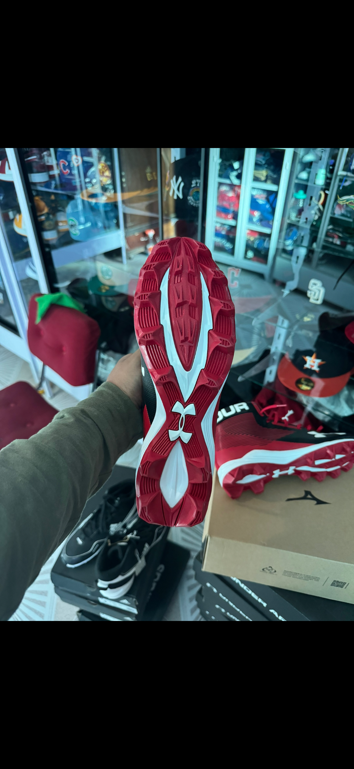 🚨Spais 27.5 cm 900$
