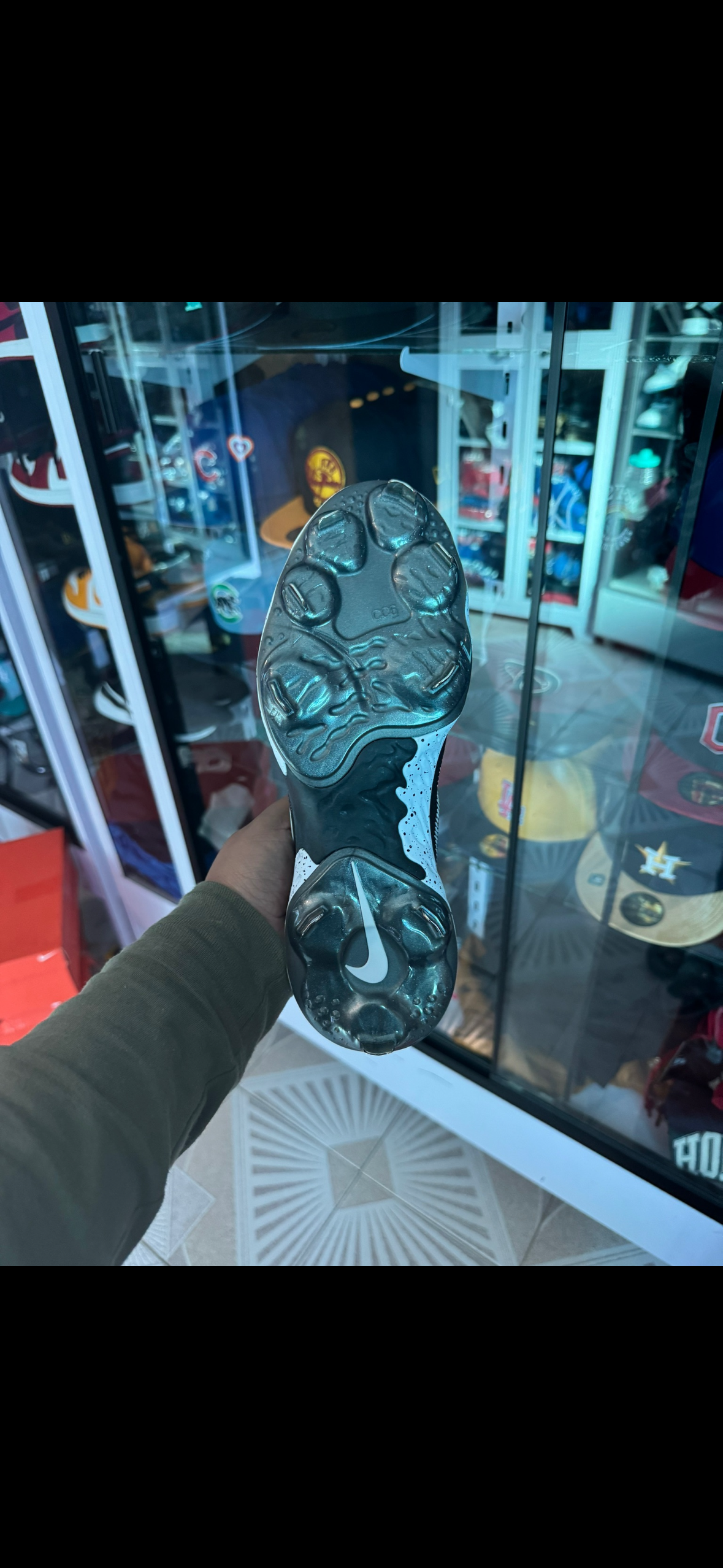 Spais 26 CM 1450$