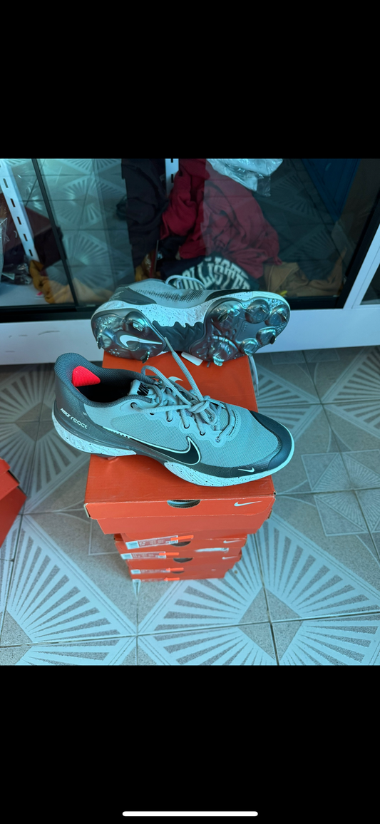 Spais 28 y 28.5 cm 1500$