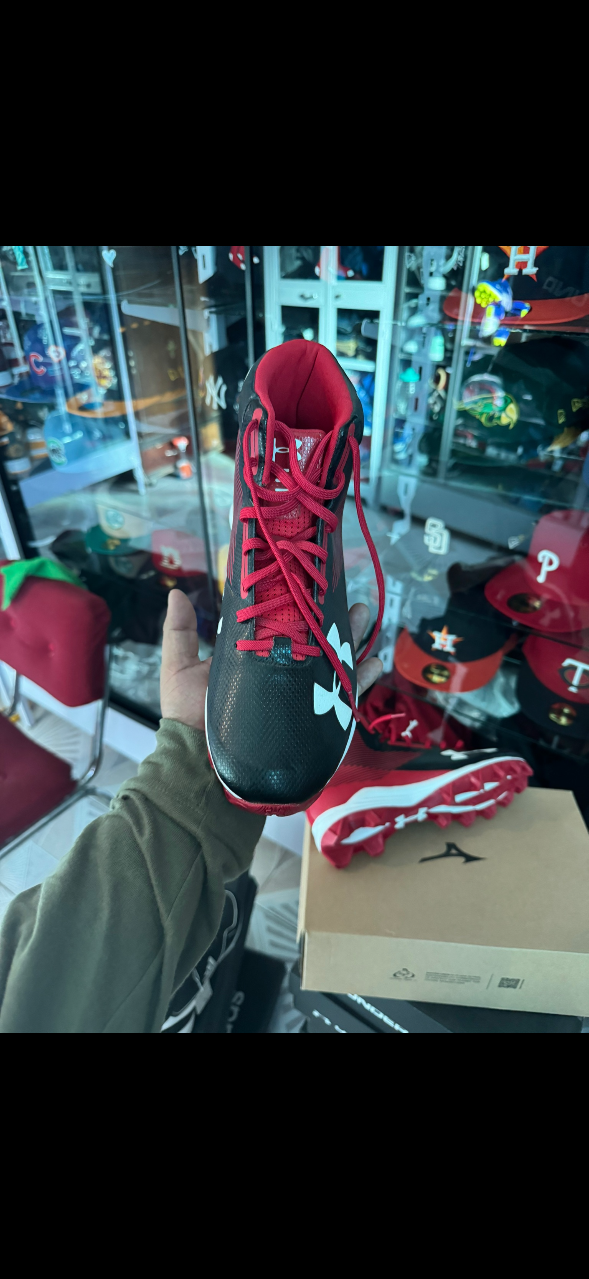 🚨Spais 27.5 cm 900$