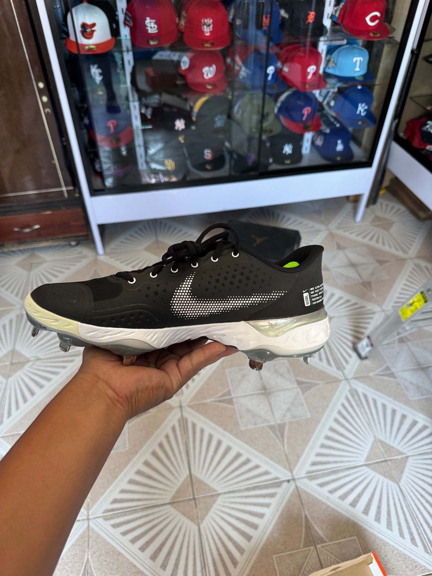 Spais 28 CM 🔥1400$🔥