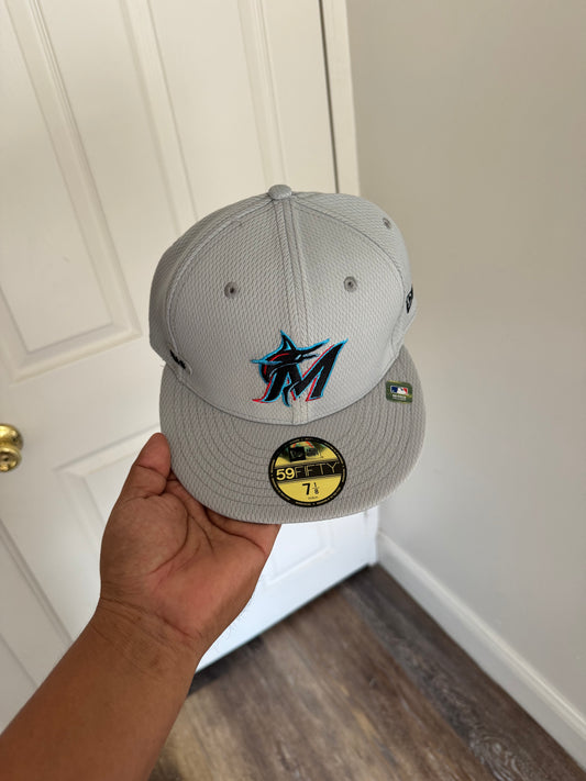 Marlins 7 1/8 (mayoreo 790$)