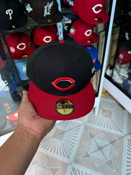 Reds clásica 6 7/8 ,7 , 7 1/8, 7 1/4 y 7 3/8 (mayoreo 790$)