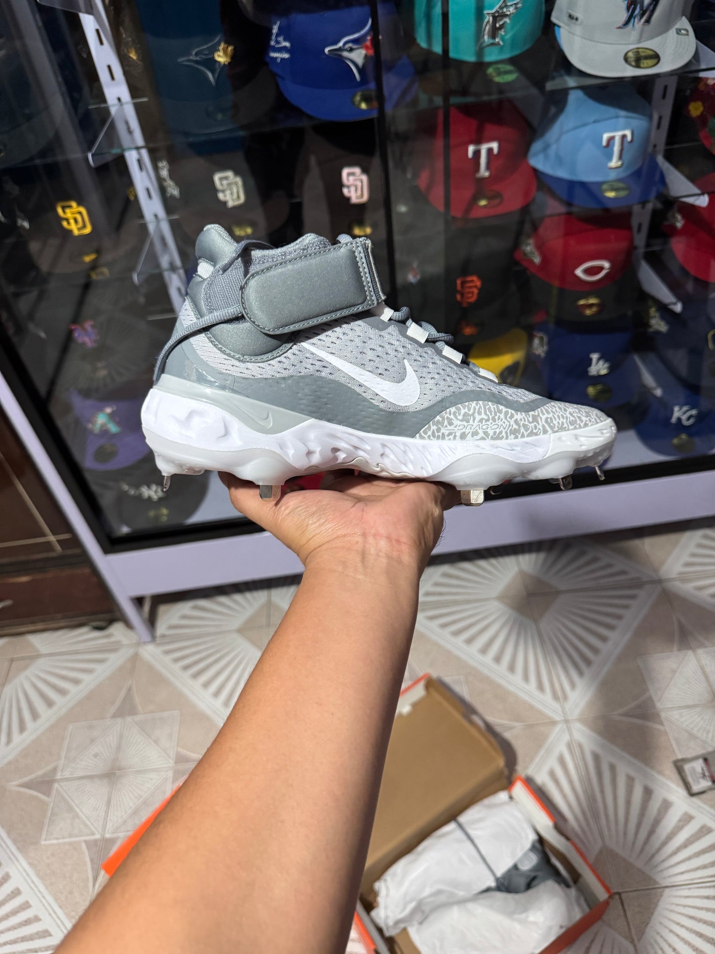 SPAIS 27 y 27.5 CM 🔥2000$🔥