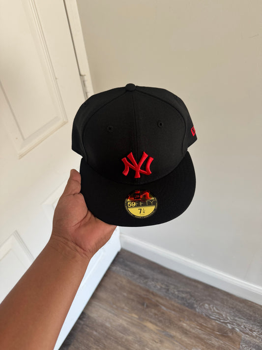 Yankees 7 , 7 1/8 y 7 1/4 (mayoreo 850$)