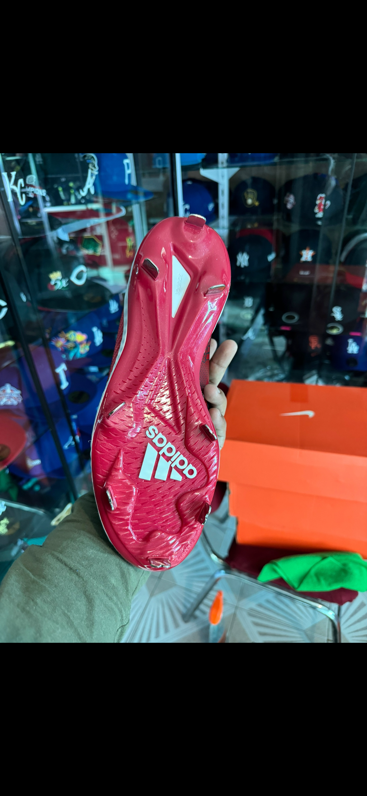 Spais 28.5 CM 1400$