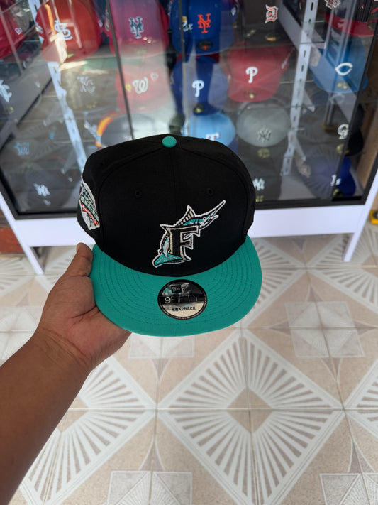 Marlins ajustable (mayoreo 700$)
