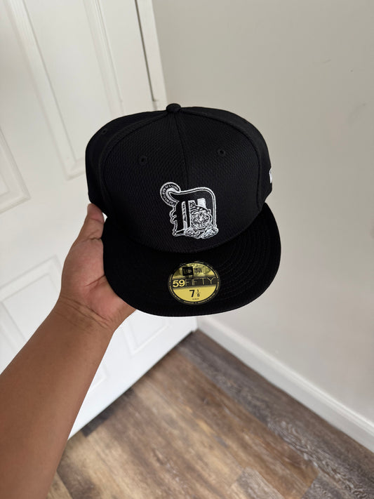 Detroit talla 7 1/8 (mayoreo 800$)