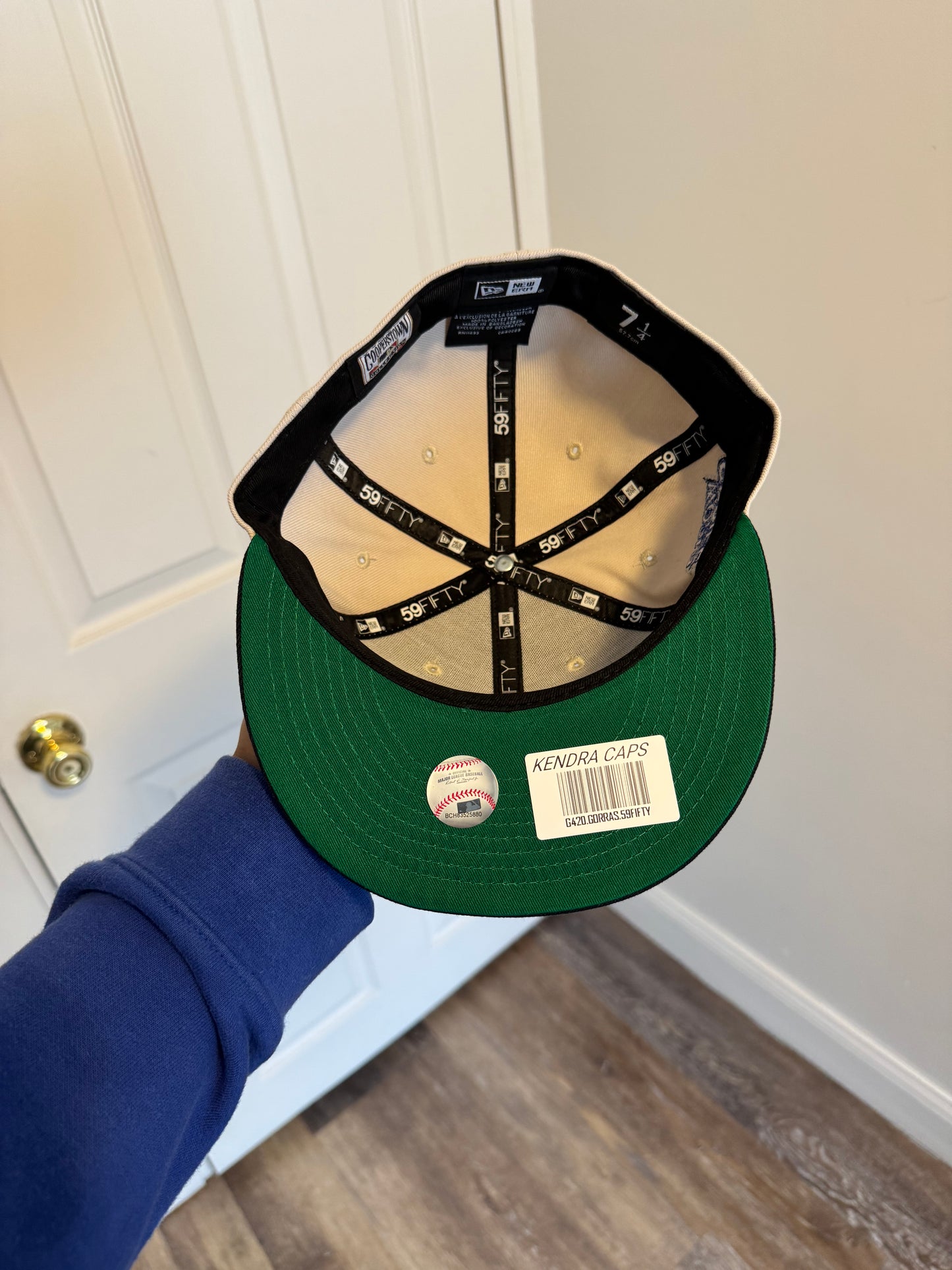 Yankees talla 7 1/8 y 7 1/4 (mayoreo 700$)